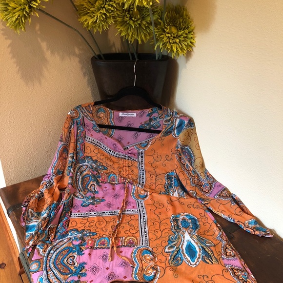 Sheer Tunic - Picture 4 of 5